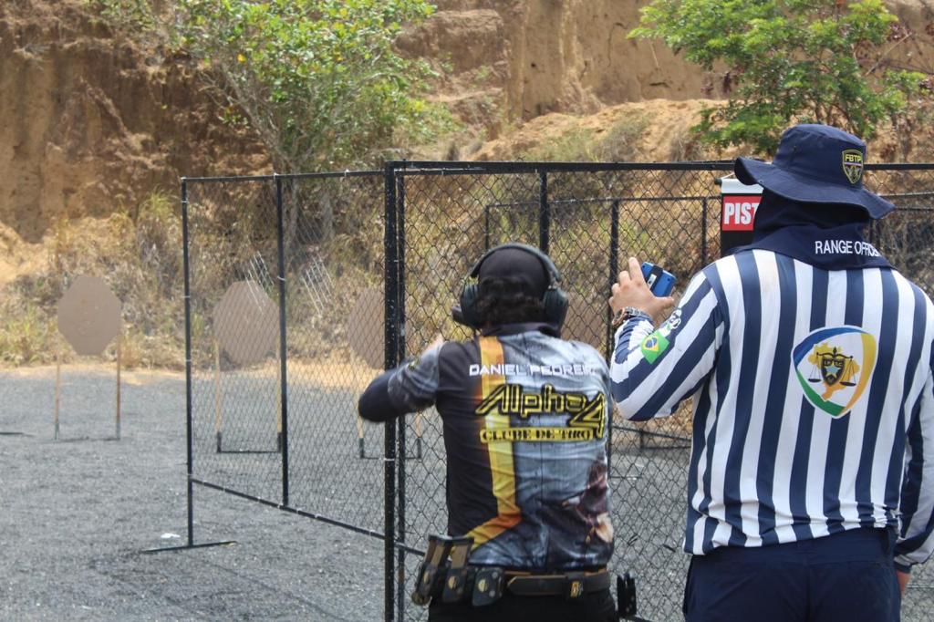 Combat Clube e Escola de Caça e Tiro Esportivo - 1ª Etapa da Copa COMBAT de  IPSC dia 27/03/21 Local: Clube de Tiro Antônio Boeing  (@clubedetiroantonioboeing) IPSC é uma sigla que significa